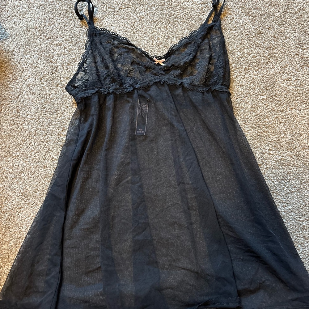 Victoria's Secret Black Sheer Lace-Trim Chemise with Bow